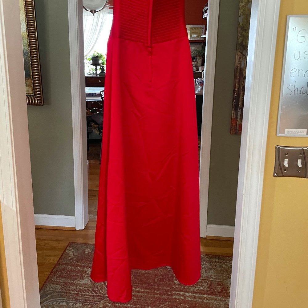 Red Strapless Prom/Pageant Dress (Medium) - Picture 2 of 7